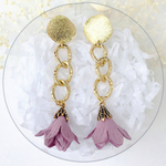 【 てのひら花 】purplepink ゆれるお花のライトチェーン イヤーアクセサリー