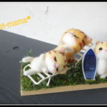 ＊海辺でくつろぐ3匹のねこちゃん　置物＊