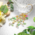 お花のロマンチックイヤーフック