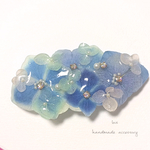 しっとりブルーの紫陽花バレッタ