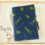 手帳カバーほぼ日手帳オリジナルサイズ対応バタフライタイプ ネイビーｘカエル　かえる　蛙 
