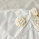 フェルトと刺繍糸のふっくらブローチ