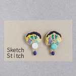turquoise blue刺繍ピアス