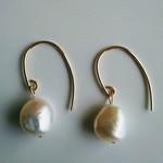 淡水パール  14kgf ピアス