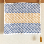 刺し子のタッセル付きマルチクロス（おうち刺し／青×からし）