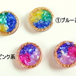 ３色シェルたっぷりのラウンドイヤリング