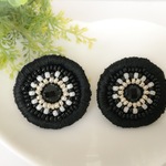 parichoco958様専用ページです。♡まーんまるビーズ刺繍イヤリング（ブラック）
