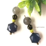 300円六角(ブルー)☆グレーラウンド☆ピアス/イヤリング
