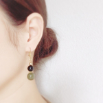 ヴィンテージkhaki×Blackピアス