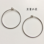 送料無料！シンプルなシルバーフープピアス