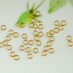 304ステンレス　６０個前後　丸カン　ゴールド　４mm　C-11-5