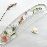 草花の櫛（2）