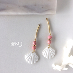 shell×pinkのロングピアス・イヤリング
