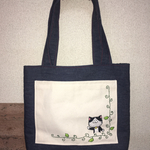 ねこ刺繍のトートバッグ