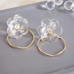 crystal flowerピアス