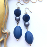 送料無料！✴︎ネイビー✴︎フロッキー秋色ピアス✴︎