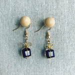 sale＊プレゼントボックスピアス  ダークパープル