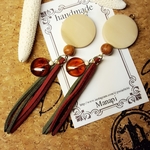 No.108＊送料込み＊ウッド×タッセル秋ピアス＊