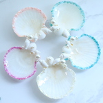☪︎⋆。˚ 送料無料 .. size 5～6cm ミニホタテ マーメイド シェル スタンド 貝殻