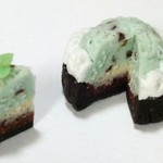 チョコミントタルトのミニチュアスイーツ