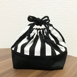 【10%OFF】お弁当袋★シンプルモノトーンストライプの巾着★ブラック