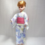 リカちゃん　浴衣　白・花Ｘ星柄