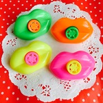 レトロポップ★くちびる型のオモチャ★笛★4色セット