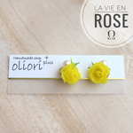 〈美女と野獣〉〈Ω〉ペーパーローズの華やかピアス