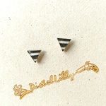 No.4905 送料込♥トライアングルピアス