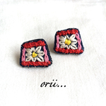 デニムスクエア刺繍《ピアス》