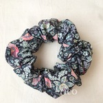 新作！！liberty 大人ガーリー♡シュシュ