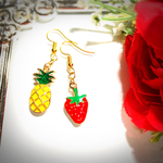イチゴ＆パイナップル！夏にはフルーツが可愛い！ピアス、樹脂ピアス、シリコン付きイヤリング