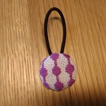  刺繍くるみボタンのヘアゴム  ball
