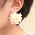 お花シリーズ✼̥୭*ˈダリアのピアス＆ノンホールピアス