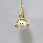 スマイルヘッドフォンピアス(片耳)