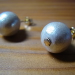 限定1個◎シェルスタッズのコットンパールピアス