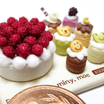 2017/08/23(水)21:30販売開始ベリーのホールケーキとミニケーキセット
