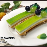 マスカットケーキのバレッタ