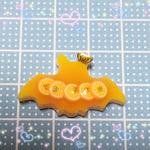 オレンジケーキコウモリちゃん⭐