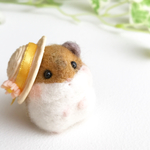 麦わらぼうしのハムスター ゴールデンハムスター 
