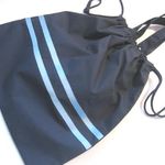 大きい巾着袋持ち手つきマチ付　 紺×水色ライン