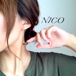 小さな小さなべっ甲が揺れるピアス&イヤリング