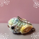 引き揃え糸使用 編みぐるみ小鳥ちゃんストラップ 