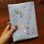 ＜受注製作＞飛行オリーブの聖書カバー（刺繍、ブックカバー））