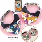 値下げ✨中型犬用＊リバーシブル 唐草&和花柄 バンダナ(レース&フラワー付き) 1,000円→900円