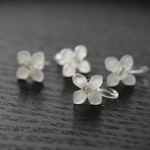 銀木犀（ギンモクセイ）の一粒ピアスorイヤリング