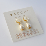 かすみ草と雫パールのピアス/イヤリング
