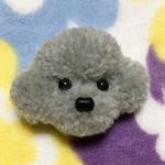 動物ぽんぽん トイプードルブローチ シルバー（サイズ小）
