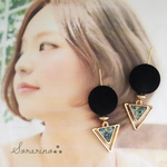 No.724 ♥︎人気No.4♥︎ ※限定品 おしゃれ✧︎上品なトライアングルチャーム ピアス