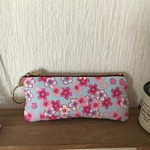 桜🌸の花びらがいっぱいのキーケース🔑